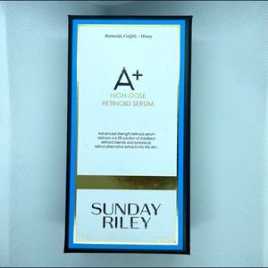 Sunday Riley A+ 
HIGH-DOSE RETINOID SERUM